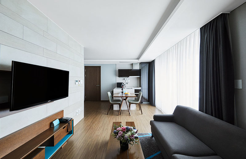 room 상세 썸네일